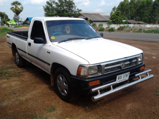 ***ขายแล้วครับขอบคุณ Truck2hand ขาย กระบะตอนเดียวสภาพพร้อมใช้งาน TOYOTA ไมตี้เอ็กซ์ 2.5 ปี38/95 เครื่องเดิมๆ2L แห้งดีติดง่าย ไม่เยิ้ม ช่วงล่างแน่น คัสซีดี วางเหล็กเสริมบน-ล่าง บรรทุกหนักแข็งแรง หน้า-หลังเดิม สีดีสวยเก็บมาแล้ว หัวเก๋งดีไม่ผุภายในดีคอนโซลคร