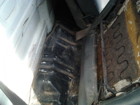 ***ขายแล้วครับขอบคุณ Truck2hand ขาย กระบะตอนเดียวสภาพพร้อมใช้งาน TOYOTA ไมตี้เอ็กซ์ 2.5 ปี38/95 เครื่องเดิมๆ2L แห้งดีติดง่าย ไม่เยิ้ม ช่วงล่างแน่น คัสซีดี วางเหล็กเสริมบน-ล่าง บรรทุกหนักแข็งแรง หน้า-หลังเดิม สีดีสวยเก็บมาแล้ว หัวเก๋งดีไม่ผุภายในดีคอนโซลคร