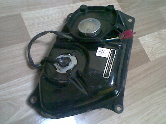 ขายถังนำมัน honda click110 แท้ ราคา 300 บาท โทร 0831799040 โส