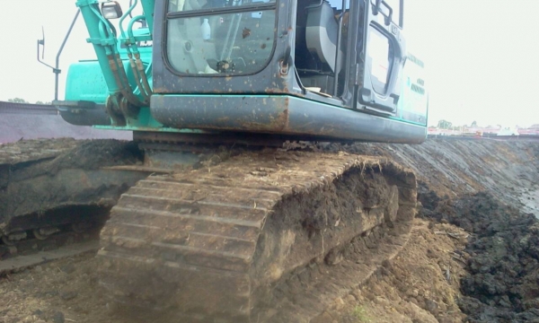 KOBELCO YN12 มีเอกสารจากห้างค่ะ KOBELCO YN12 มีเอกสารจากห้างค่ะ