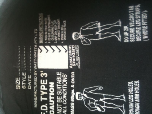 ขายเสื้อชูชีพ ขับเจ๊ต/กีฬาทางน้ำ ของนอก ใหม่กริ๊บ ออสเตรเลีย เบอร์ L