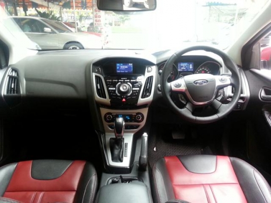 FORD FOCUS 2.0L SPORT 2013 FORD FOCUS 2.0L SPORT 2013