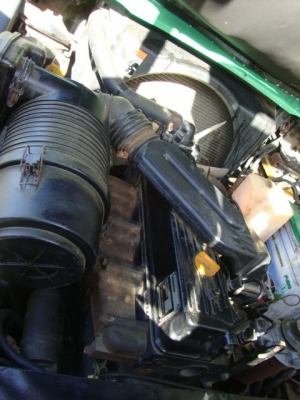 ขายรถโฟล์คลิฟท์  KOMATSU  FD25-16 (รถนอกนำเข้า สภาพดี)  เครื่องยนต์ดีเซล  เสาสูง  3 เมตร  เกียร์ออโตเมติค  งา 1,070  มม.  ยางตัน  4 ล้อ