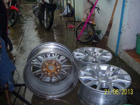 ขายแม็กมิตซู ขอบ 17  new pajaro spot