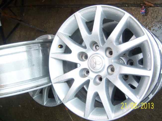 ขายแม็กมิตซู ขอบ 17  new pajaro spot