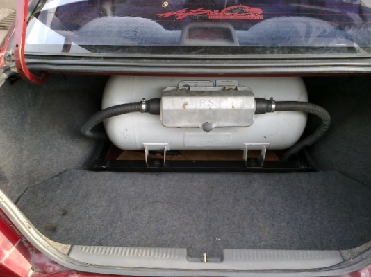 ขายด่วน ท้ายเบนช์ปี97เกียร์ออโต้ติดแก๊สlpgขับประหยัด