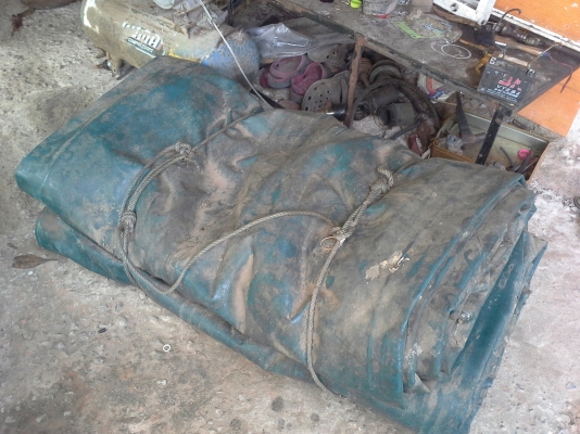 ผ้าใบคลุมเทเลอร์ยาว 18 ล้อ