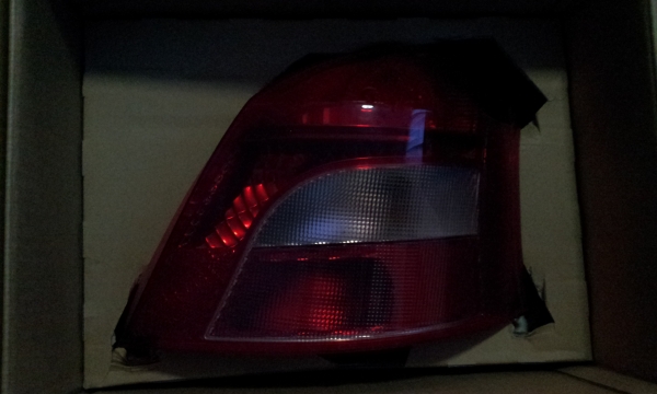 ขายไฟท้าย ยาริส ใหม่ๆถูกๆ