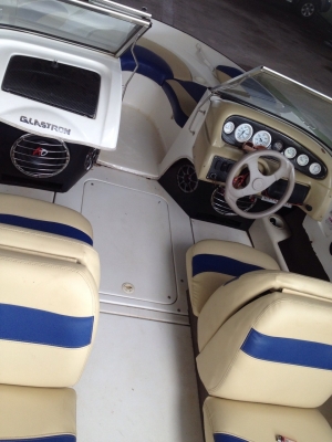 ขายเรือ19ฟุต เครื่อง วอนโว้4.3 เรือปี2001 ใช้งานได้ดี พร้อมเทนเลอร์