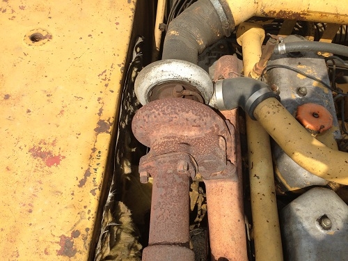 ขายรถแบคโฮ CAT E200B นำเข้าจากญี่ปุ่น มี VDO ครับ สภาพสวย คอนโทรลสั้น ติดต่อ 089-8368497/081-2990958