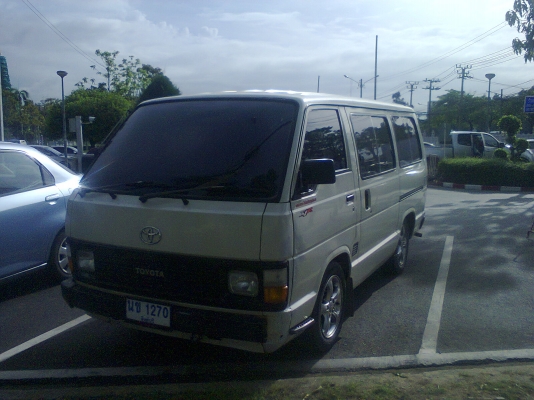 ขายรถตู้โตโยต้า ไฮเอท