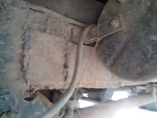 ขาย6ล้อช่วงล่างใหญ่ ราคาเบาๆ(รูปเยอะ)  ISUZU KS 110HP ปี30 เครื่องวางใหม่4BD1 110HPฝาขาว ยอดนิยม ฟิตมาใหม่ แห้งๆแรงดี อึด ทน ไม่เยิ้ม ช่วงล่างใหญ่ติดFหลัง คานหน้าเดิม คัสซีไม่สวยต้องเก็บ กระบะยาว4.30ม.พื้นไม้ดีมีต้องเก็บนิดหน่อย คอกไม้สูงสวยไม่ผุ หัวบางเด