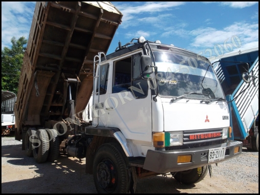 ขายด่วน รถบรรทุก 10 ล้อ ดั้ม MITSUBISHI FUSO 527M-TD 195 แรง สภาพเดิมๆ พร้อมใช้งาน ราคาสุดคุ้ม