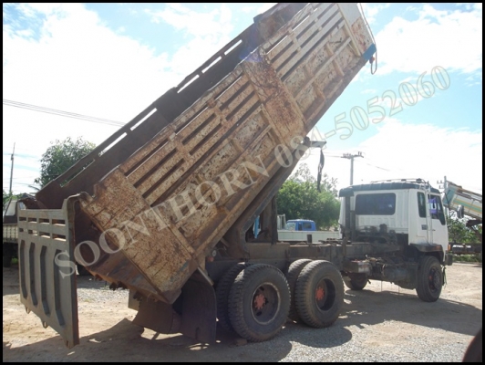 ขายด่วน รถบรรทุก 10 ล้อ ดั้ม MITSUBISHI FUSO 527M-TD 195 แรง สภาพเดิมๆ พร้อมใช้งาน ราคาสุดคุ้ม
