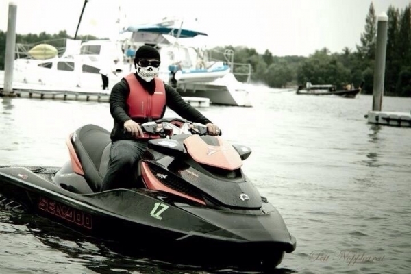 ขาย เจ็ตสกี seadoo rxtx260แรงม้า ปี2010 พร้อมเทนเลอร์ เบาะแต่ง กล่องแต่งขาย335000 บาท