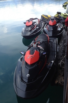 ขาย เจ็ตสกี seadoo rxtx260แรงม้า ปี2010 พร้อมเทนเลอร์ เบาะแต่ง กล่องแต่งขาย335000 บาท