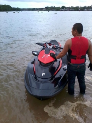 ขาย เจ็ตสกี seadoo rxtx260แรงม้า ปี2010 พร้อมเทนเลอร์ เบาะแต่ง กล่องแต่งขาย335000 บาท