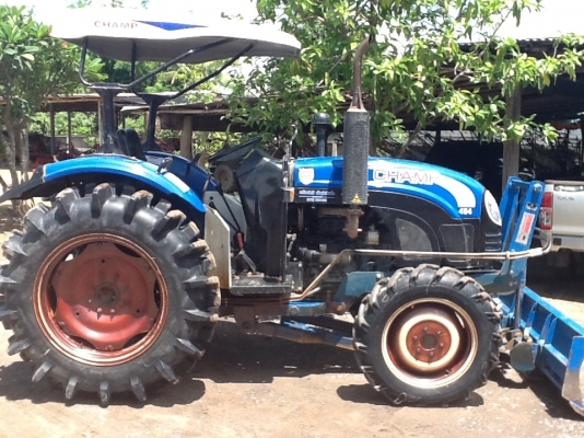 แชมป์ YTO 454 4 WD 2 เพลาตัวล่าสุด พร้อมใบมีด ทำงาน 1081 ชั่วโมงเดิมๆดีๆ