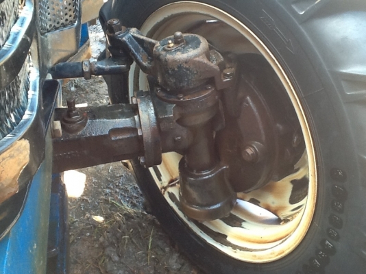 แชมป์ YTO 454 4 WD 2 เพลาตัวล่าสุด พร้อมใบมีด ทำงาน 1081 ชั่วโมงเดิมๆดีๆ