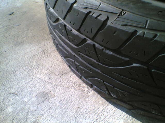 ขายยาง 245-70-16 ดันล็อป ปึ11