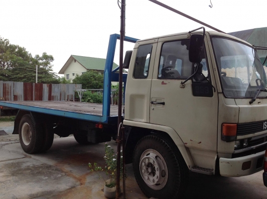 รถบรรทุก6ล้อ