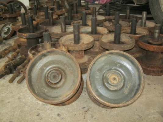 ลอนเลอร์ รถเกี่ยวข้าว KUBOTA  รุ่น DC60,68,70,95 มือสองสภาพดี