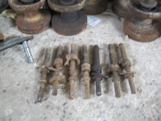 ลอนเลอร์ รถเกี่ยวข้าว KUBOTA  รุ่น DC60,68,70,95 มือสองสภาพดี