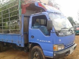 รถหกล้อISUZU150แรงNQRสภาพสวยเดิมๆยาว5.50เมตร รถหกล้อISUZU150แรงNQRสภาพสวยเดิมๆยาว5.50เมตร