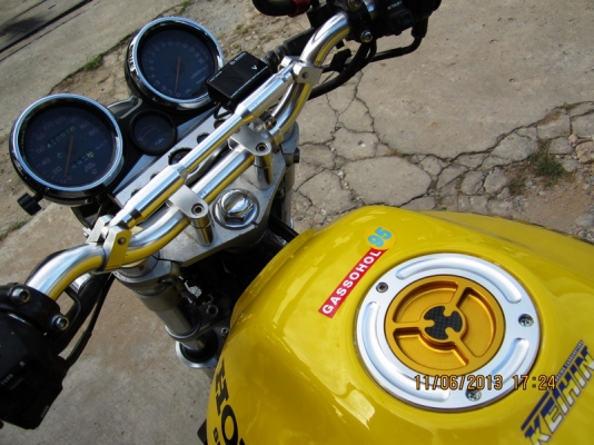 CB400 ปี98 VerS อินวอย+สรรพสามิตร แต่งทั้งคัน ของแต่งก็คุ้มแล้ว