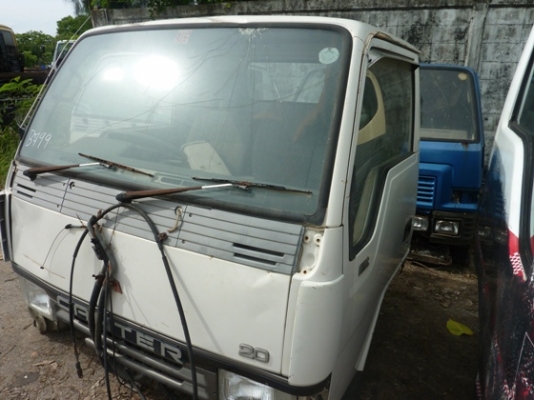 หัวเก๋ง MITSUBISHI CANTER เล็ก