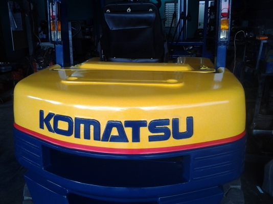 ขายด่วน KOMATSU FD25-11 เสา4 เมตร