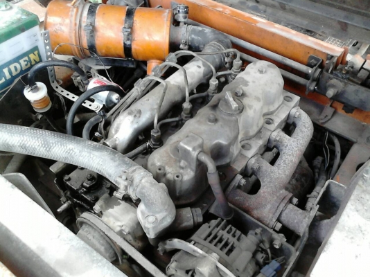 ขายด่วนรถตักล้อยาง TOYOTA STDL8 JOB FIGTHER 320000
