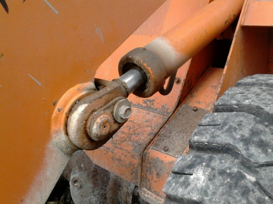 ขายด่วนรถตักล้อยาง TOYOTA STDL8 JOB FIGTHER 320000
