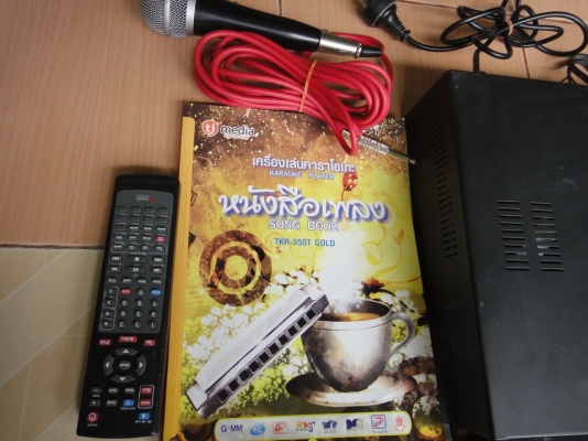 เครื่องเล่นคาราโอเกะ สภาพ 97 \% เครื่องเล่นคาราโอเกะ สภาพ 97 \%