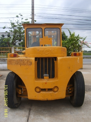 ขายรถยก TCM รุ่น FD100 ยกได้10ตัน ราคา 450,000บาท ขายรถยก TCM รุ่น FD100 ยกได้10ตัน ราคา 450,000บาท