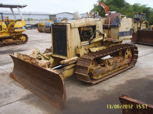 ขายรถดัน Komatsu รุ่น D20A-6