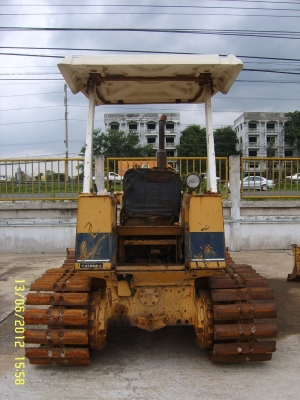ขายรถดัน Komatsu รุ่น D21P-6 ขายรถดัน Komatsu รุ่น D21P-6