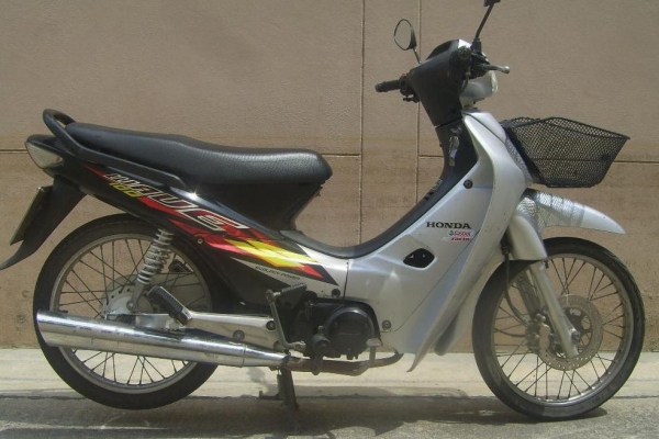 ขาย Honda Wave 100 สตาร์ทมือ จดทะเบียนปี 47 พรบ.หมด ก.ย.56