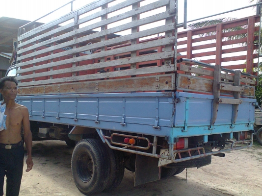 ขายอีซูซุ120 NPR เครื่องฝาขาว เฟืองเอฟหน้าหลัง เดิมๆ ราคาต่อรองใด้