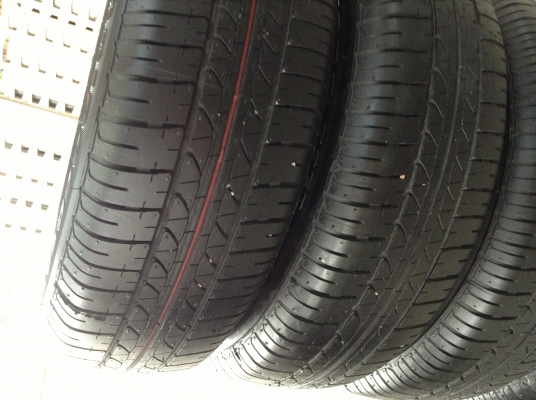 ยางป้ายแดง 175 70r14 บริสโตน ปี13