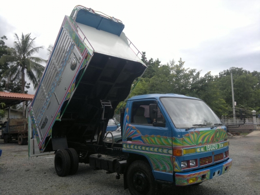 ขาย ISUZU NPR รถห้่าง ปี 35 เกียร์สั้น ดั้ม กระบะปีเนียม