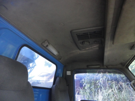 4 ล้อใหญ่ดั้ม ISUZU หัวการ์ตูน NKR 88 แรงม้า พร้อมใช้