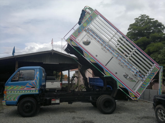 ขาย ISUZU NPR รถห้างทั้งคู่ ดั้มเกษตร 2 คัน