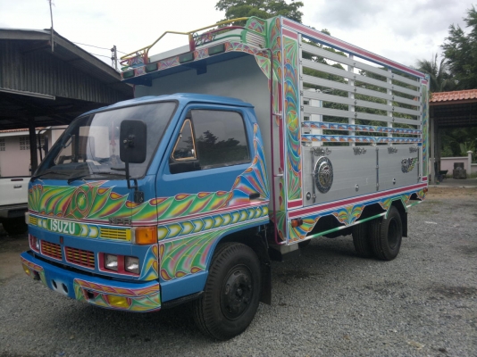 ขาย ISUZU NPR รถห้างทั้งคู่ ดั้มเกษตร 2 คัน