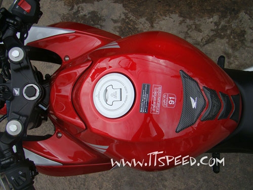 ขายถูก CBR 250R รถใช้มา 350 โลสภาพใหม่กริ๊บ ขายถูก CBR 250R รถใช้มา 350 โลสภาพใหม่กริ๊บ