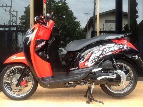 HONDA SCOOPY I ลายACTTIVE BOYรถปี2012วิ่ง3xxxโลสวยกริ้บ HONDA SCOOPY I ลายACTTIVE BOYรถปี2012วิ่ง3xxxโลสวยกริ้บ