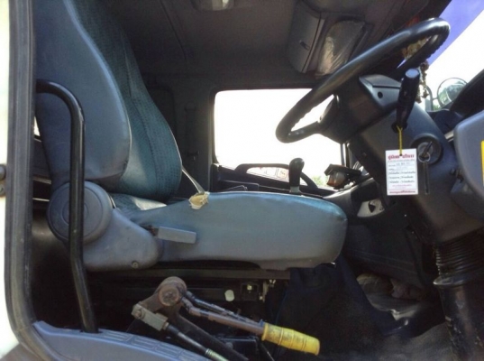 รถฮีโน่ 10 ล้อดั้ม 330 แรงม้า ปี 53  สนใจติดต่อ 081 - 6079515