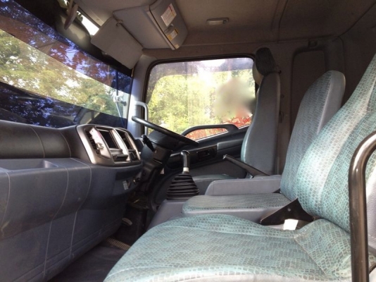 รถฮีโน่ 10 ล้อดั้ม 330 แรงม้า ปี 53  สนใจติดต่อ 081 - 6079515