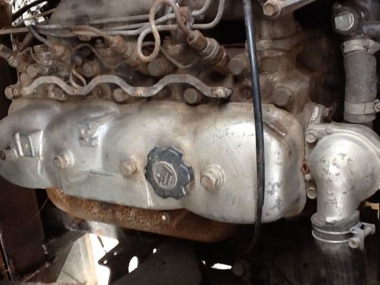ขายเครื่องยนต์. Toyota. Bu. 85   แรงม้า.พร้อมเกีย   ใช้งานอยู่ปกติ