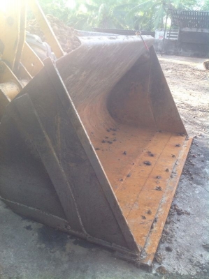 รถตัก  CAT  507  สนใจติดต่อ 081 - 6079515